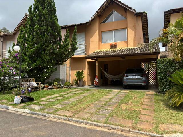 #2068 - Casa em condomínio para Venda em Granja Viana - SP