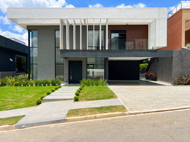 #2074 - Casa em condomínio para Venda em Granja Viana - SP