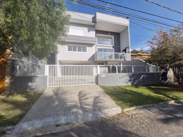 #400G - Casa em condomínio para Venda em Carapicuíba - SP